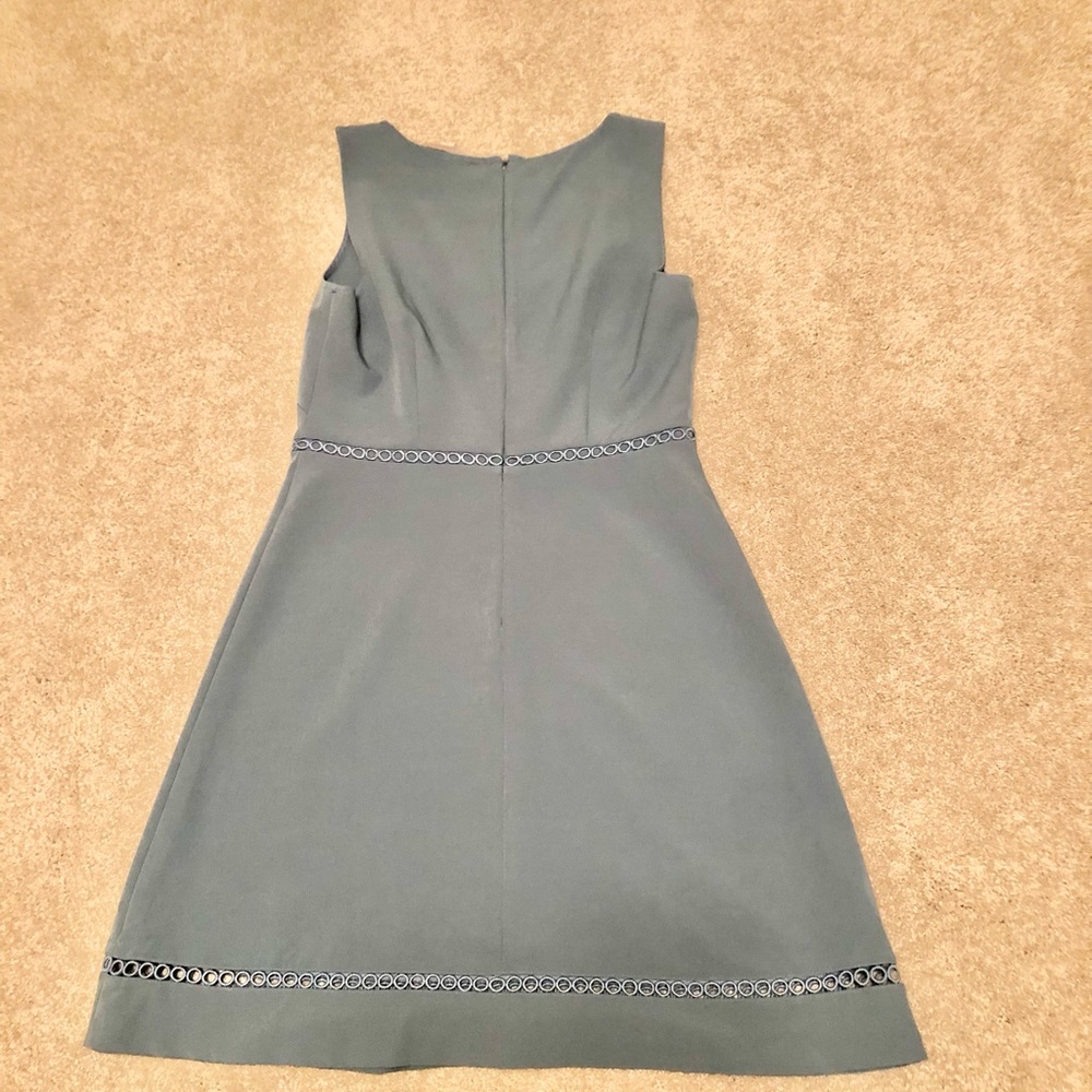Loft blue v neck dress - Picture 3 of 16